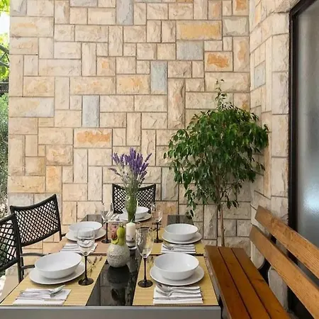 Divna Omiš