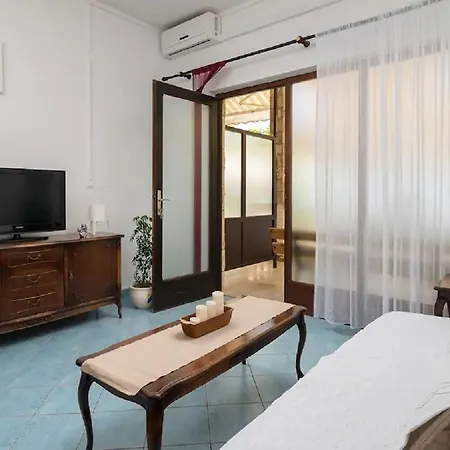 Apartment Divna *