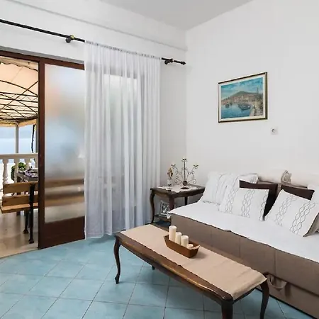 Apartment Divna *